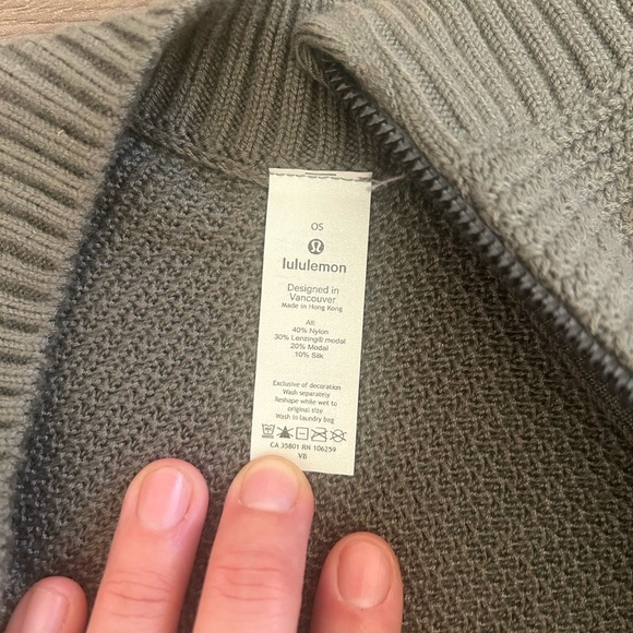 LULULEMON On The Go Poncho Grey Sage OS - Picture 7 of 11